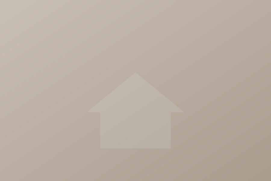 Family house with garden and garage, Dragodan